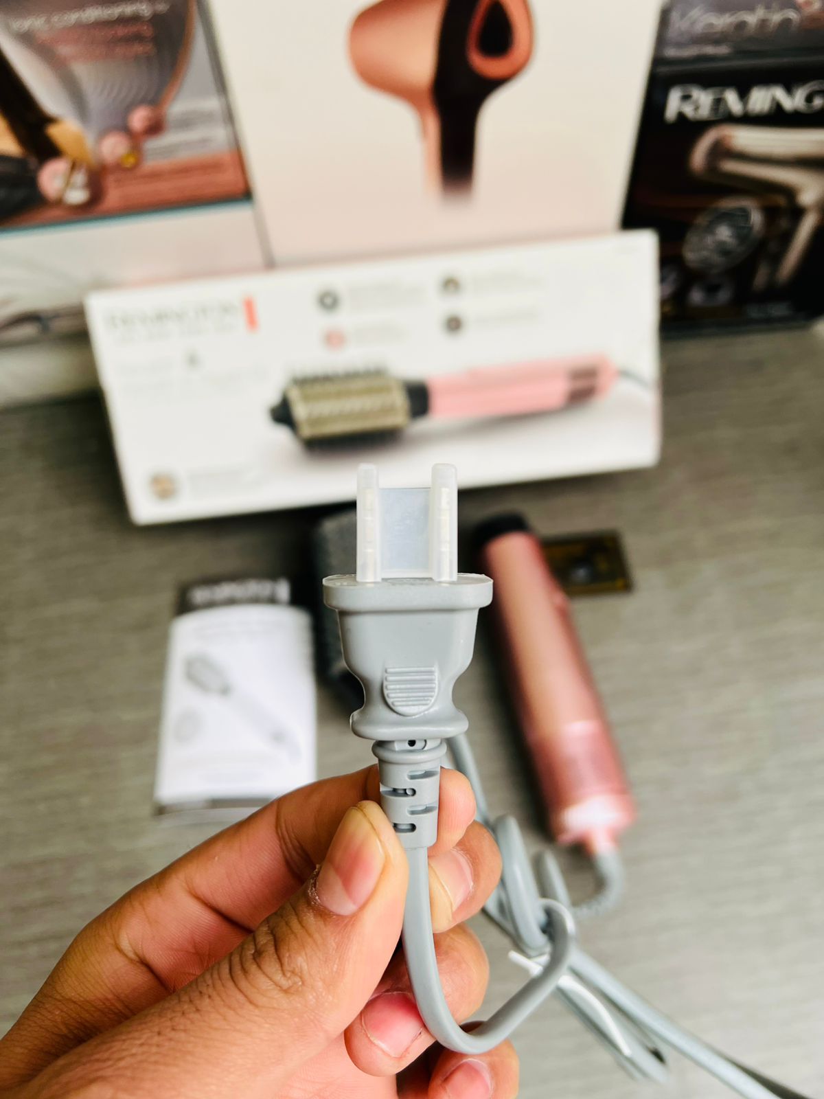 Remington 2 in 1 Nourish Keratin & Argan Oil Volumising Blow Dry Brush